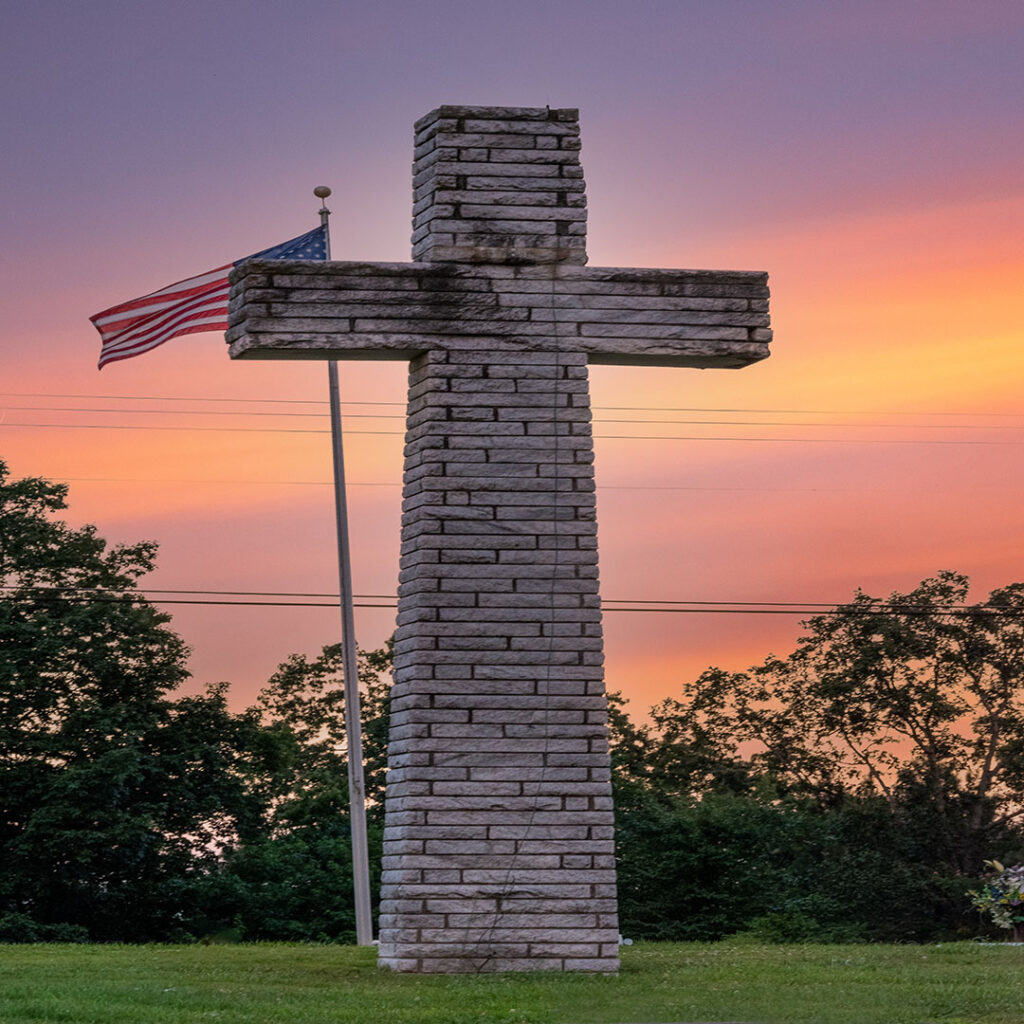 Cross and Flag ig